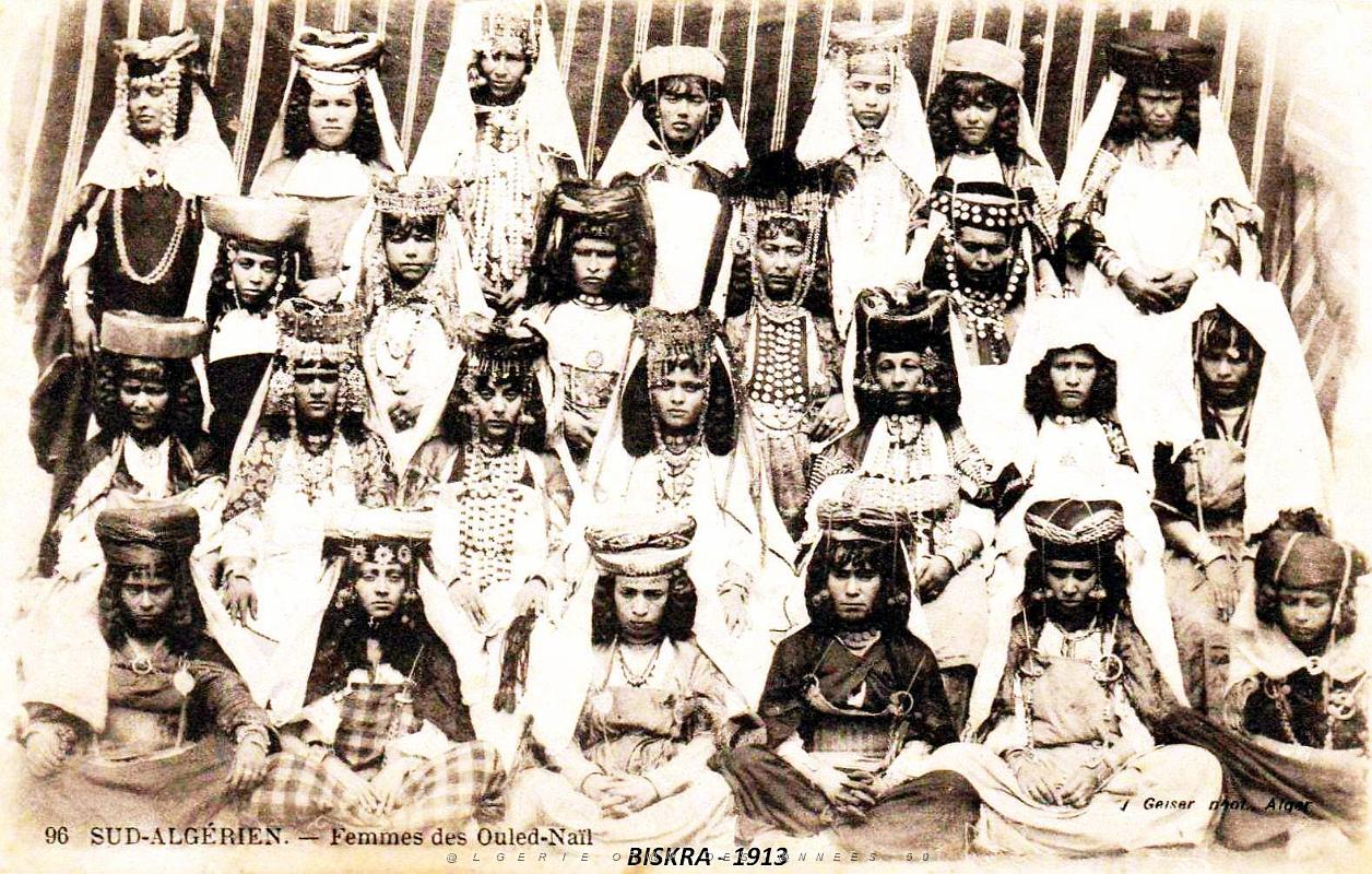 Biskra - Femmes des Ouled-Nail - 1913.jpg